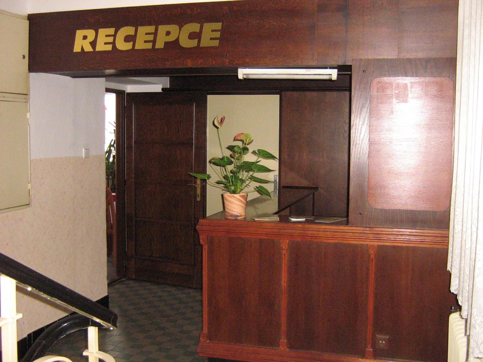 Hotel Srejber Červený Kostelec Екстериор снимка